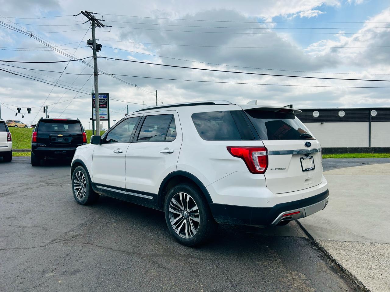 Ford Explorer 4WD 4dr Platinum 2016