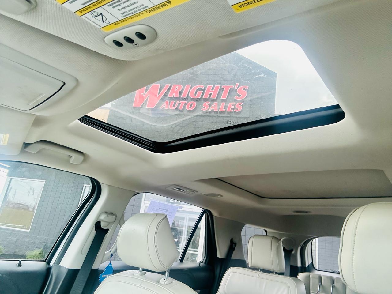 Ford Explorer 4WD 4dr Platinum 2016