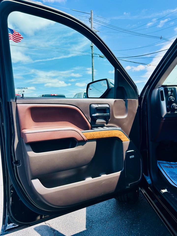 Chevrolet Silverado 1500 4WD Crew Cab 143.5" High Country 2014