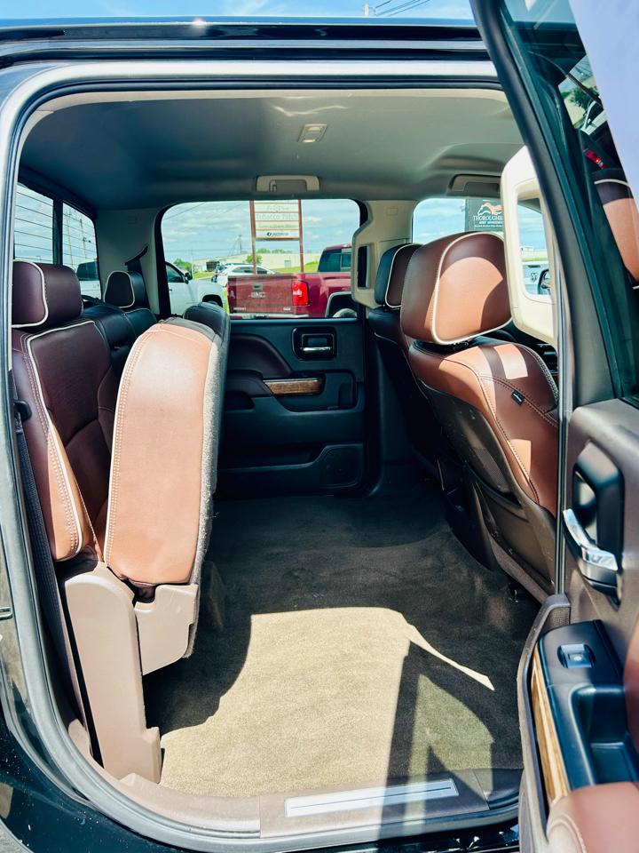 Chevrolet Silverado 1500 4WD Crew Cab 143.5" High Country 2014