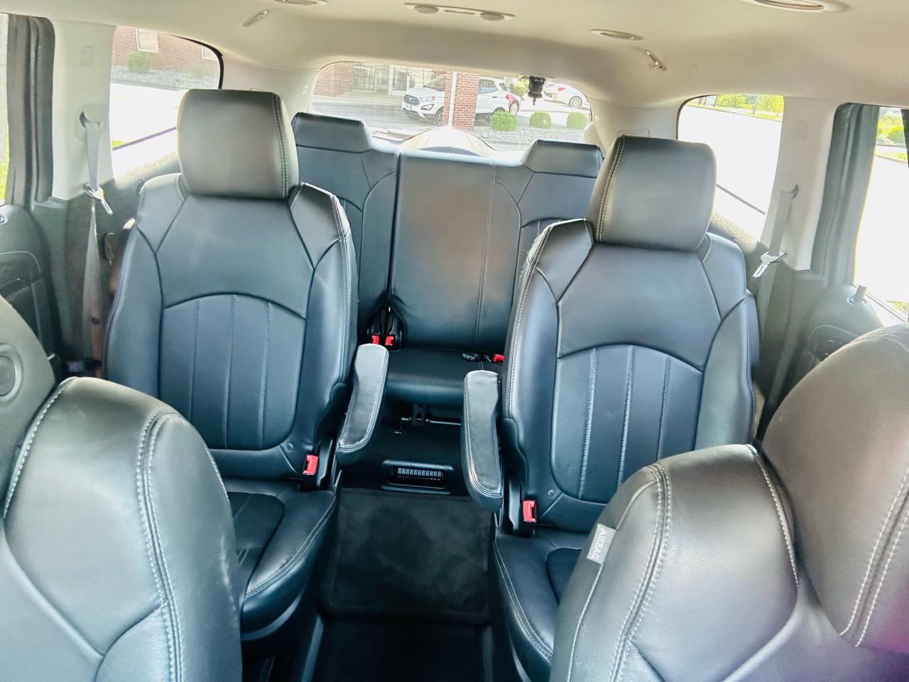 Buick Enclave AWD 4dr Leather 2015