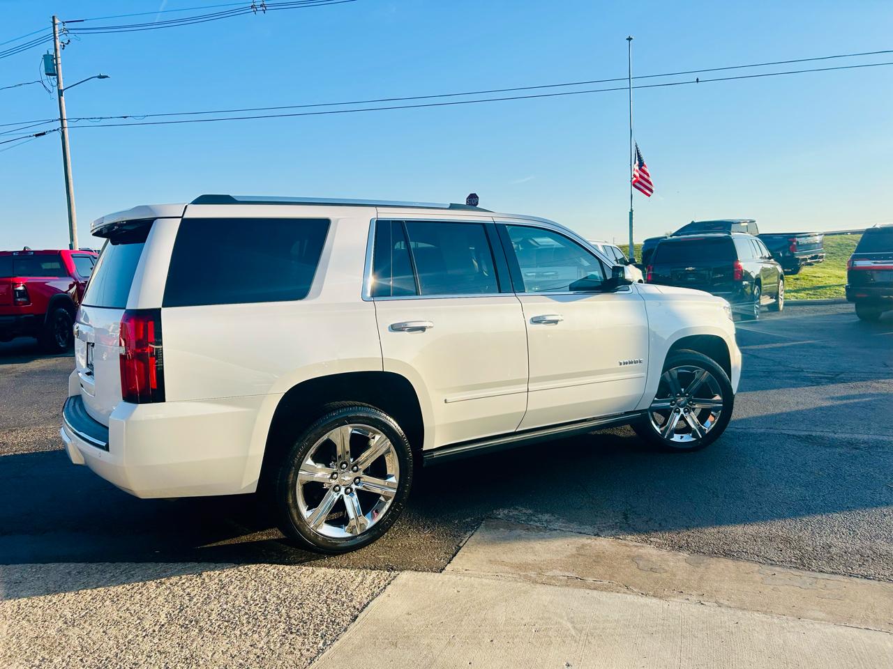 Chevrolet Tahoe 4WD 4dr Premier 2017