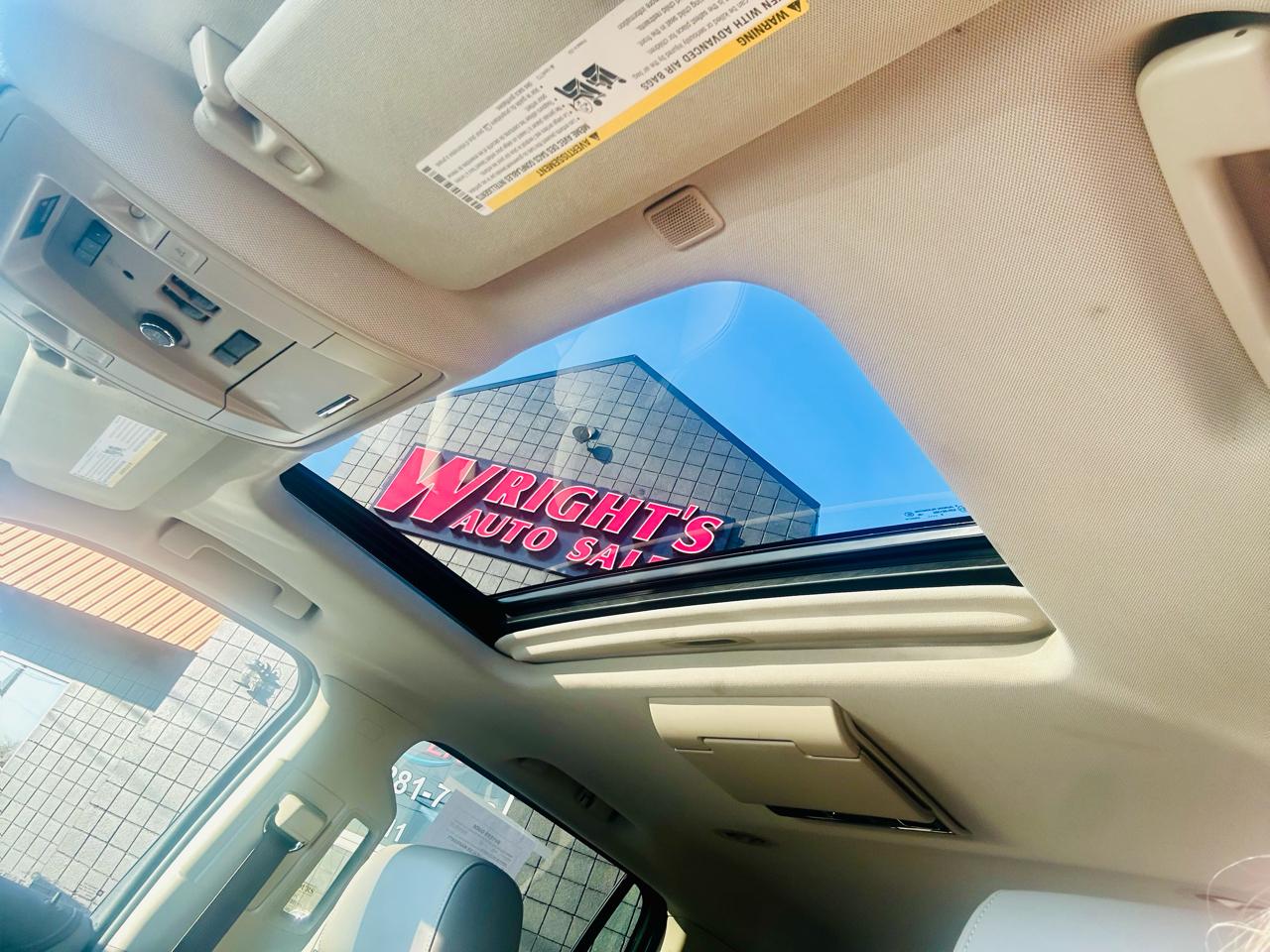 Chevrolet Tahoe 4WD 4dr Premier 2017