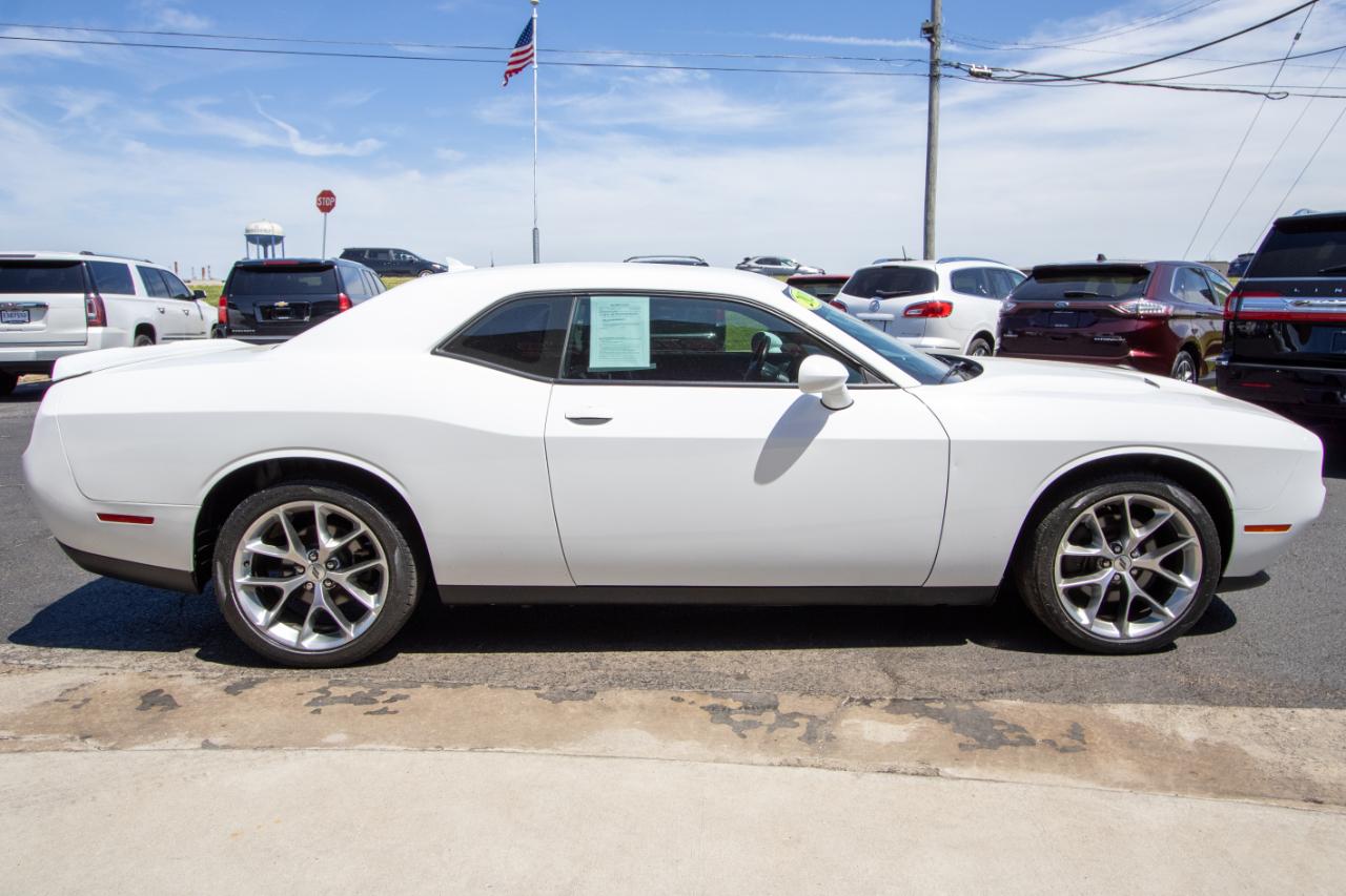 Dodge Challenger SXT RWD 2020