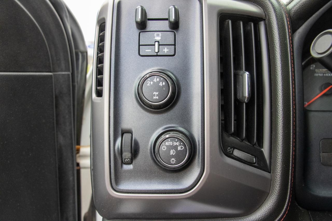 GMC Sierra 2500HD 4WD Crew Cab 153.7" SLT 2016