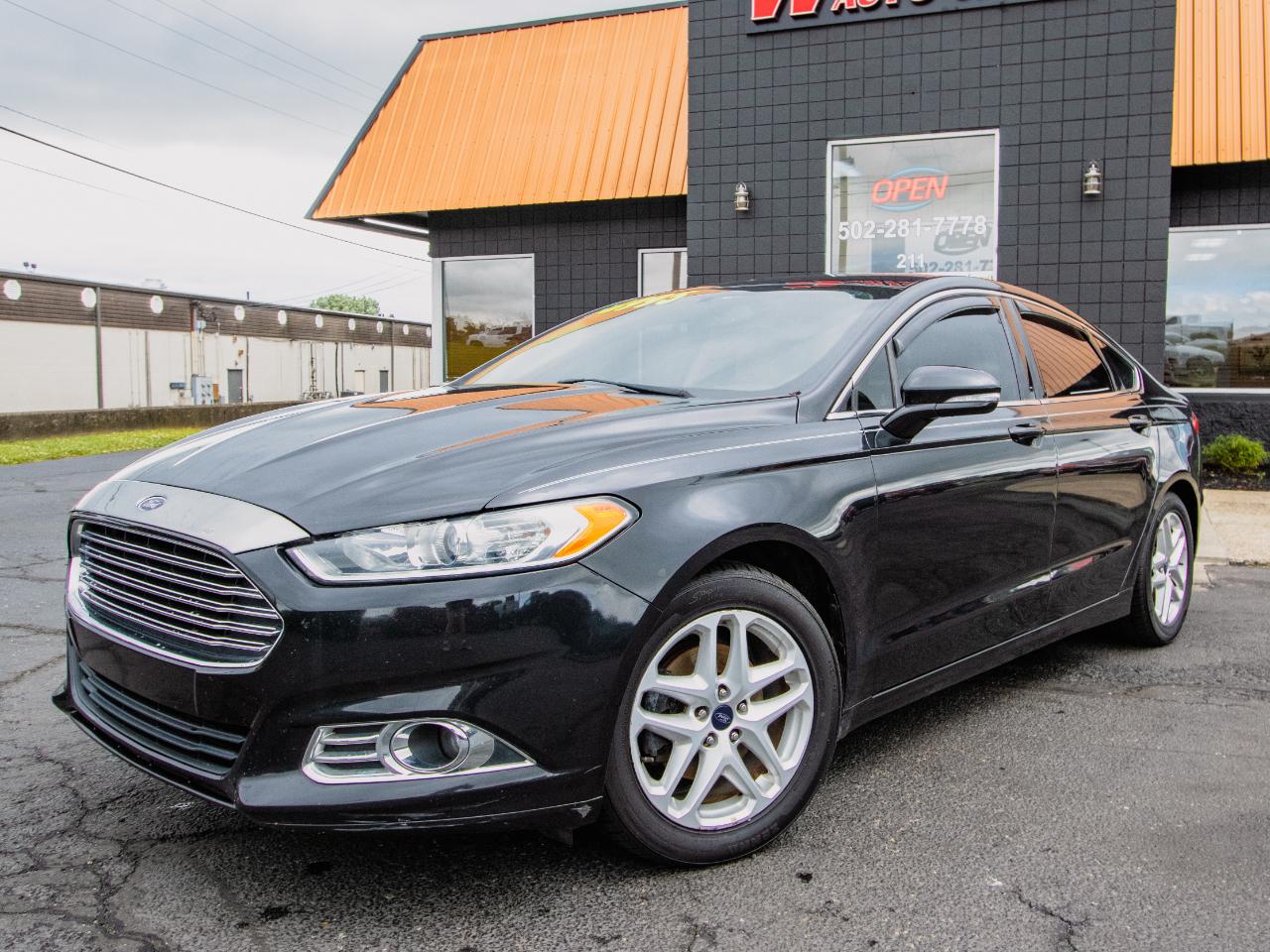 2014 Ford Fusion SE