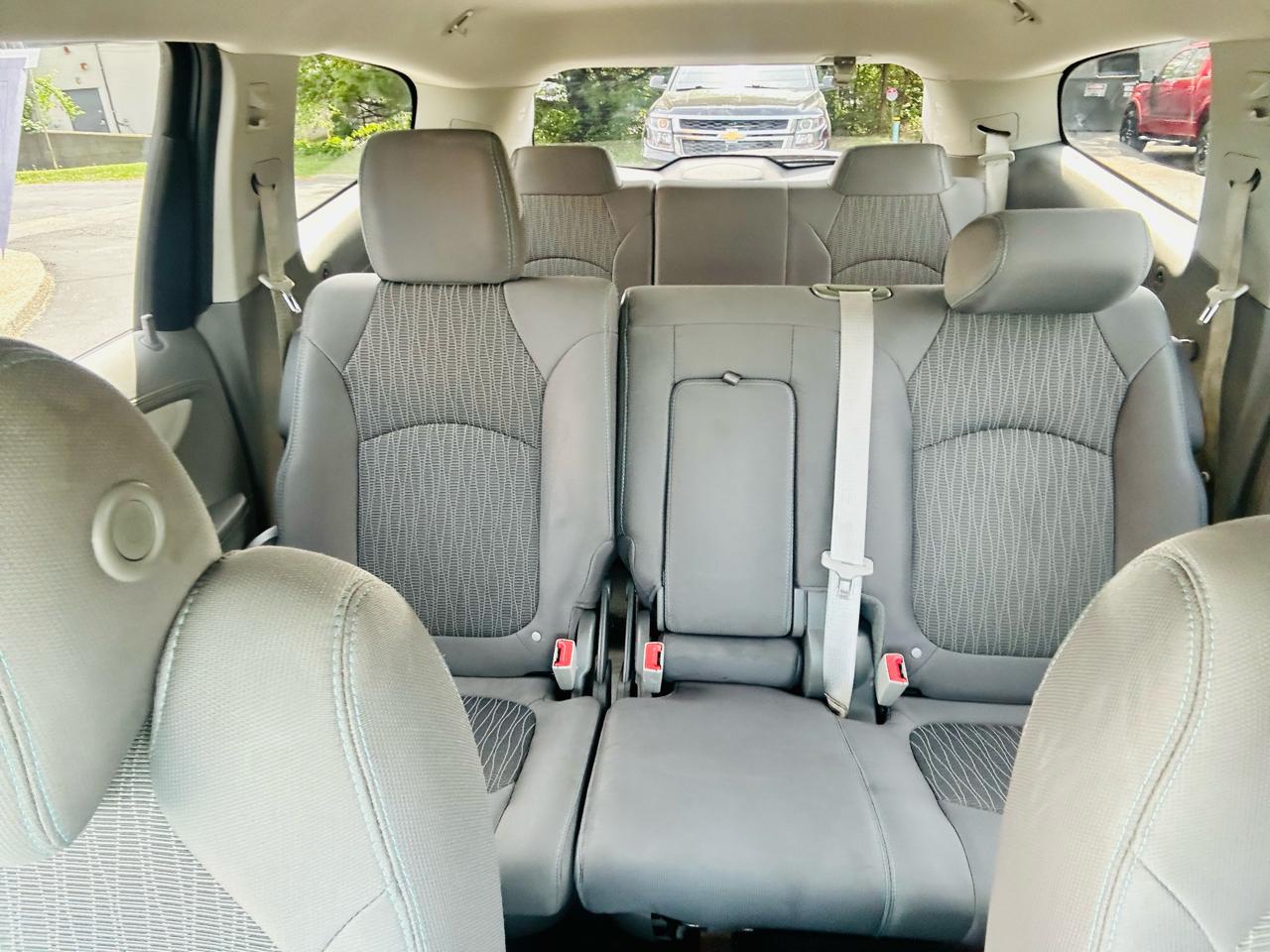 Chevrolet Traverse FWD 4dr LS w/1LS 2016