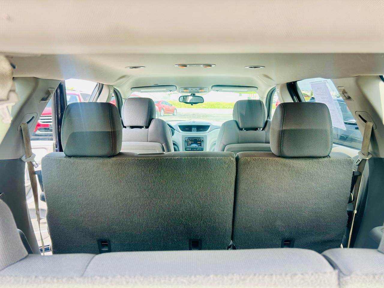 Chevrolet Traverse FWD 4dr LS w/1LS 2016