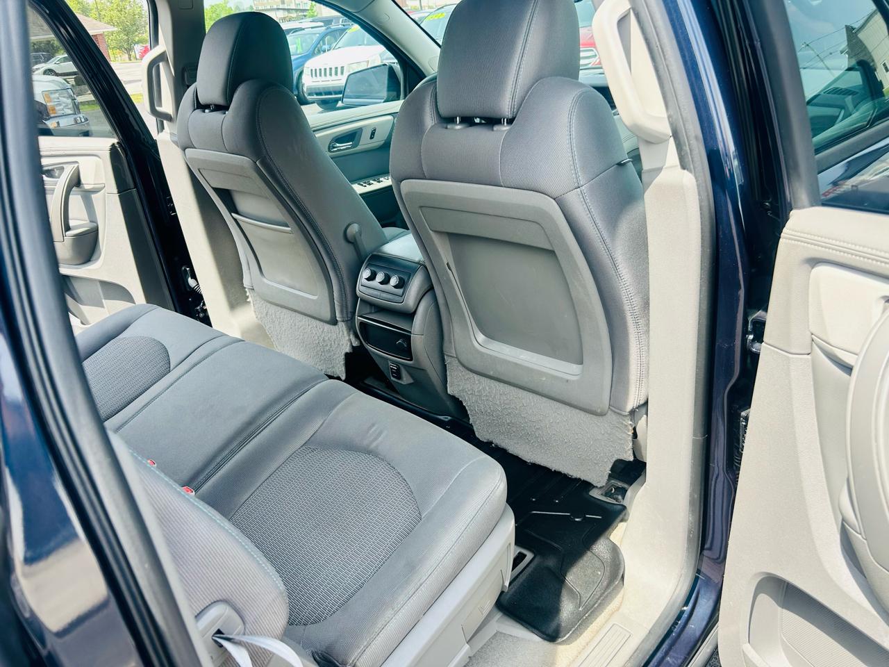 Chevrolet Traverse FWD 4dr LS w/1LS 2016