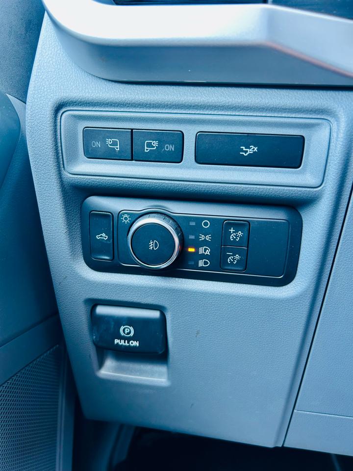 Ford F-150 Lariat 4WD SuperCrew 5.5' Box 2022