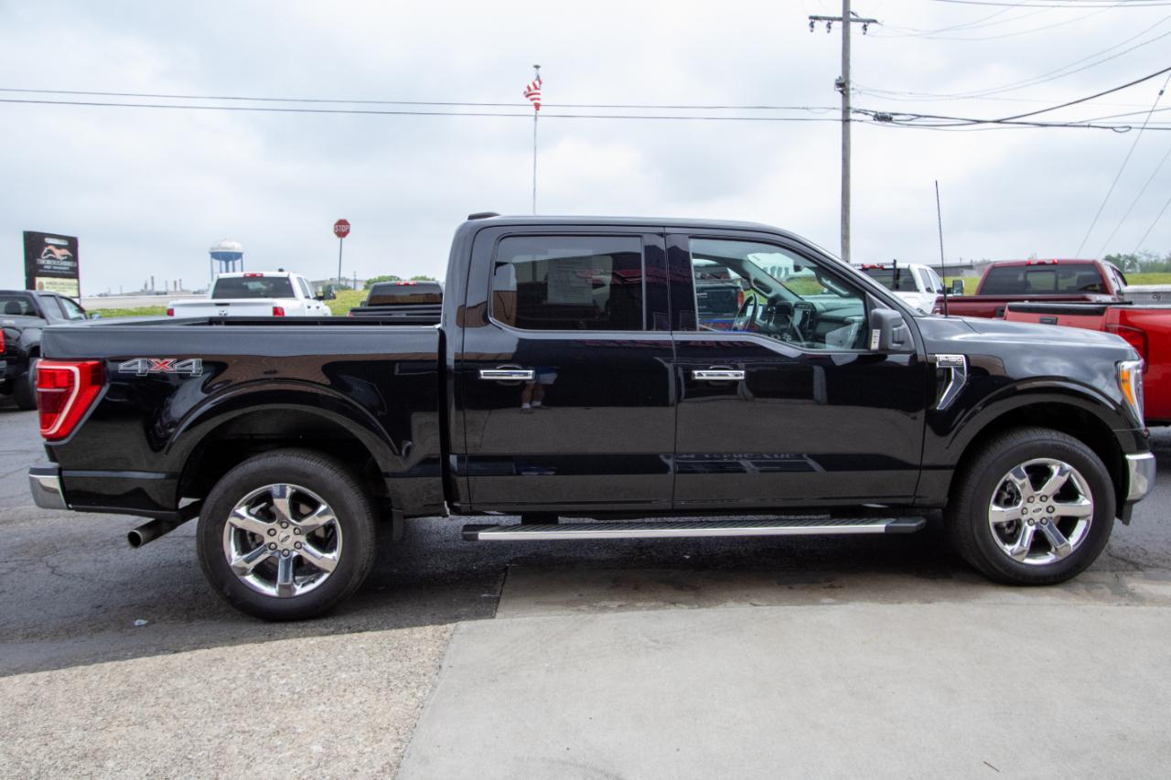 Ford F-150 4WD SuperCrew 145" XLT 2022