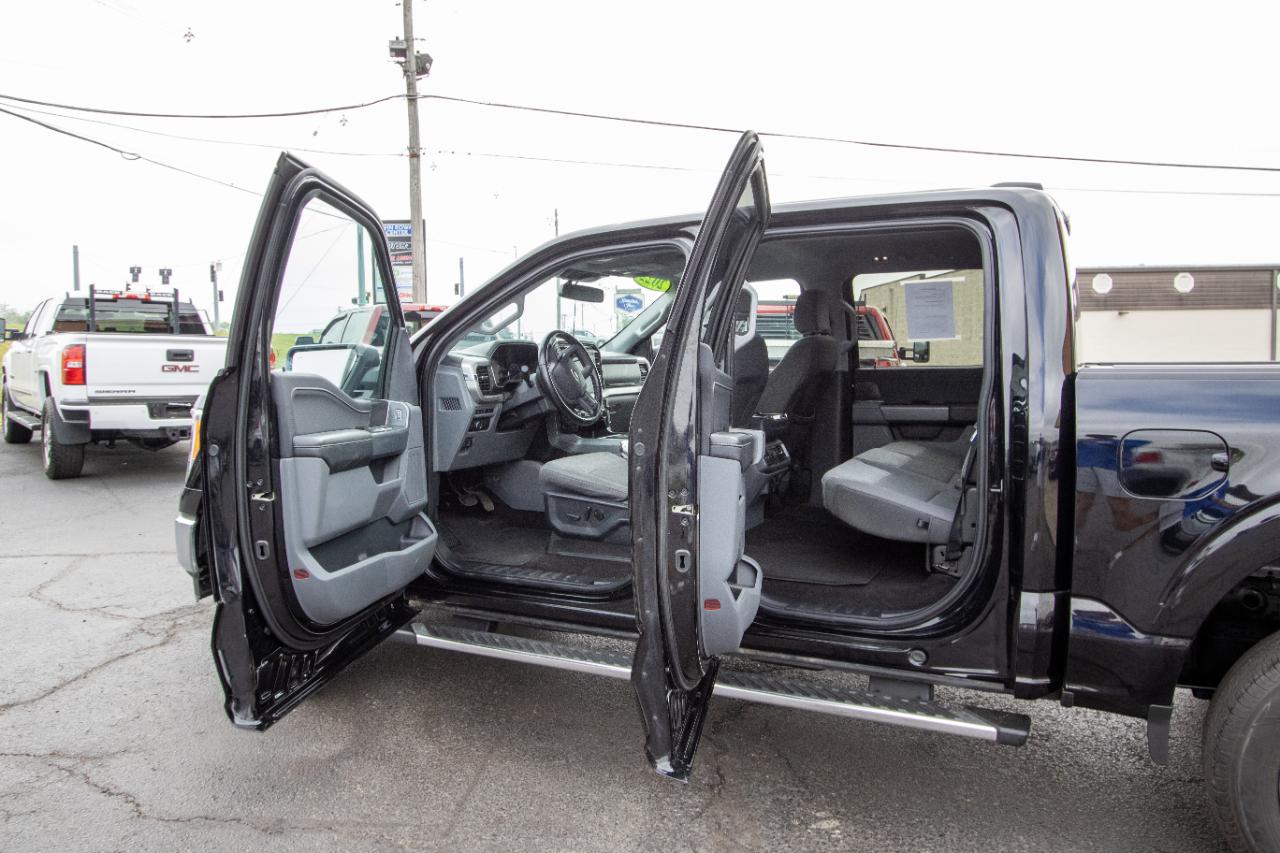 Ford F-150 4WD SuperCrew 145" XLT 2022