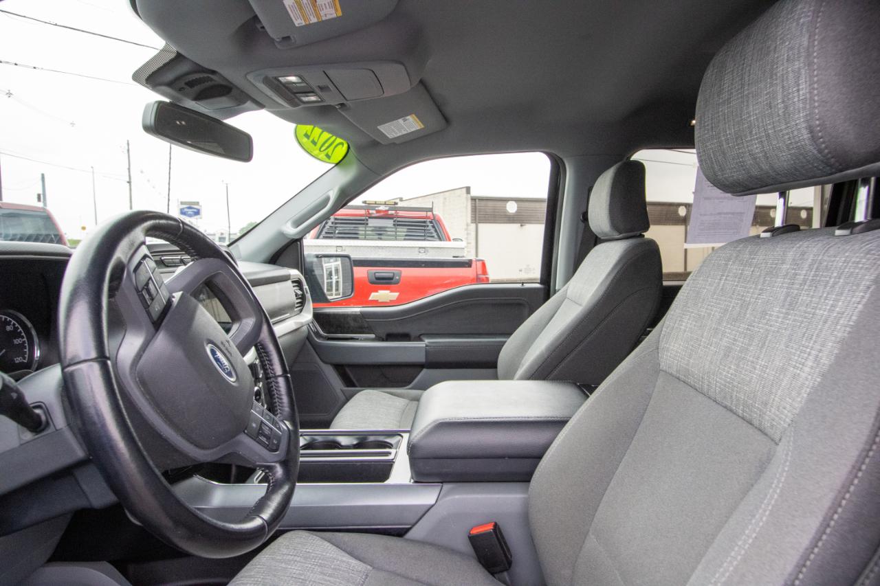 Ford F-150 4WD SuperCrew 145" XLT 2022