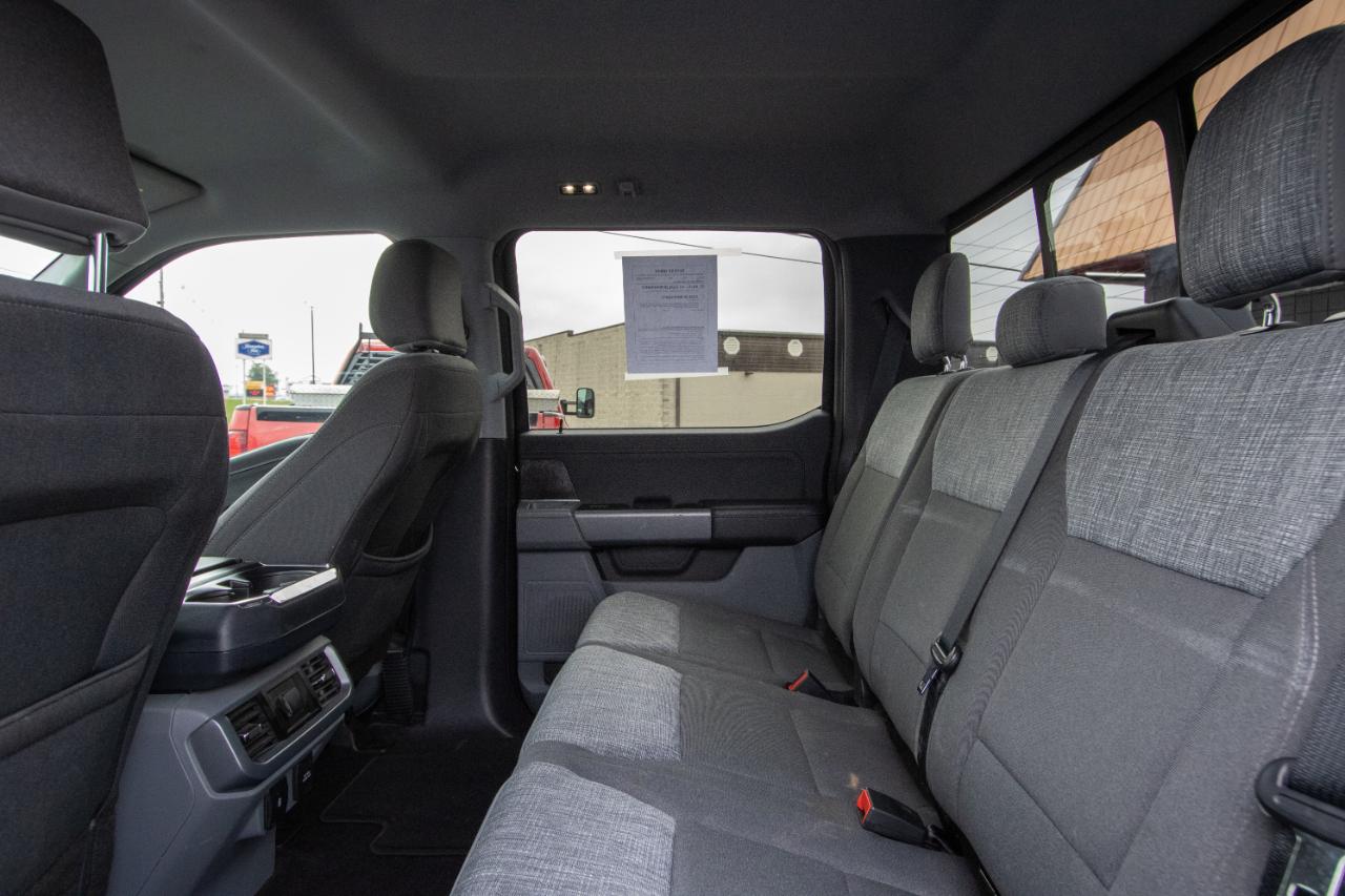 Ford F-150 4WD SuperCrew 145" XLT 2022