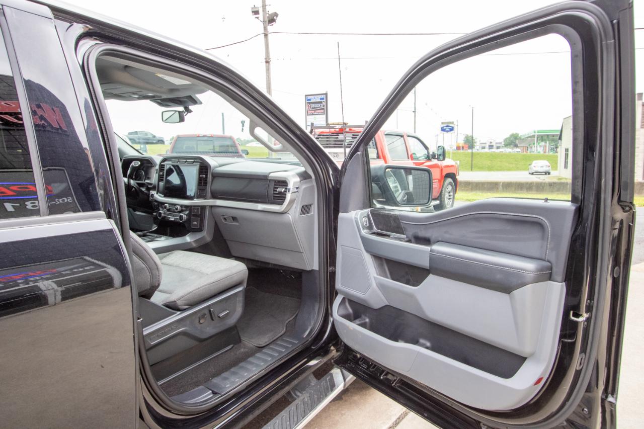 Ford F-150 4WD SuperCrew 145" XLT 2022