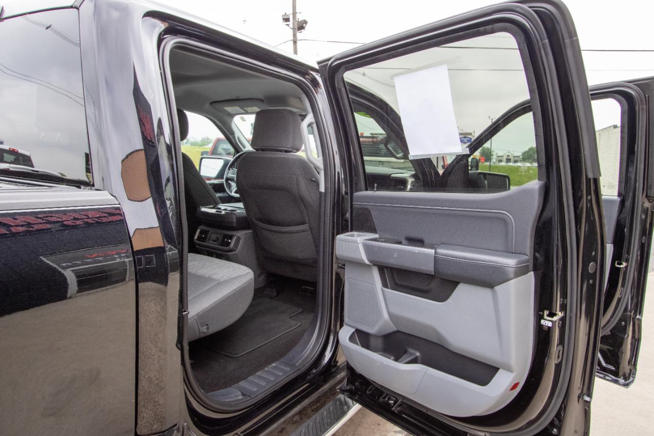 Ford F-150 4WD SuperCrew 145" XLT 2022