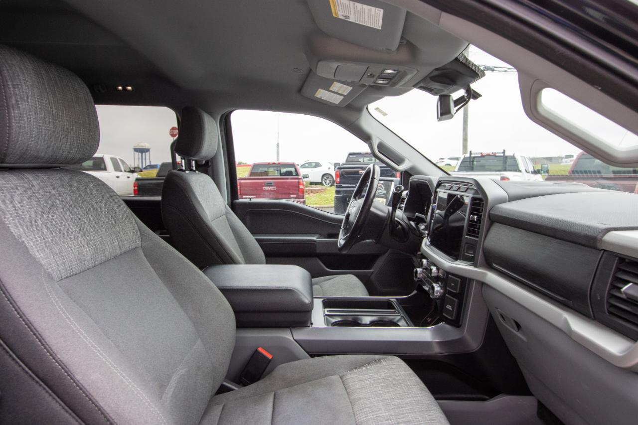 Ford F-150 4WD SuperCrew 145" XLT 2022