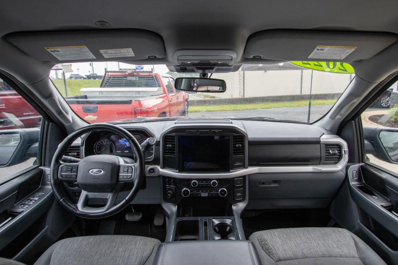 Ford F-150 4WD SuperCrew 145" XLT 2022