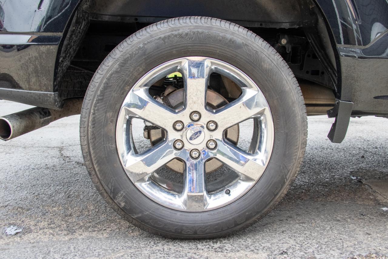 Ford F-150 4WD SuperCrew 145" XLT 2022