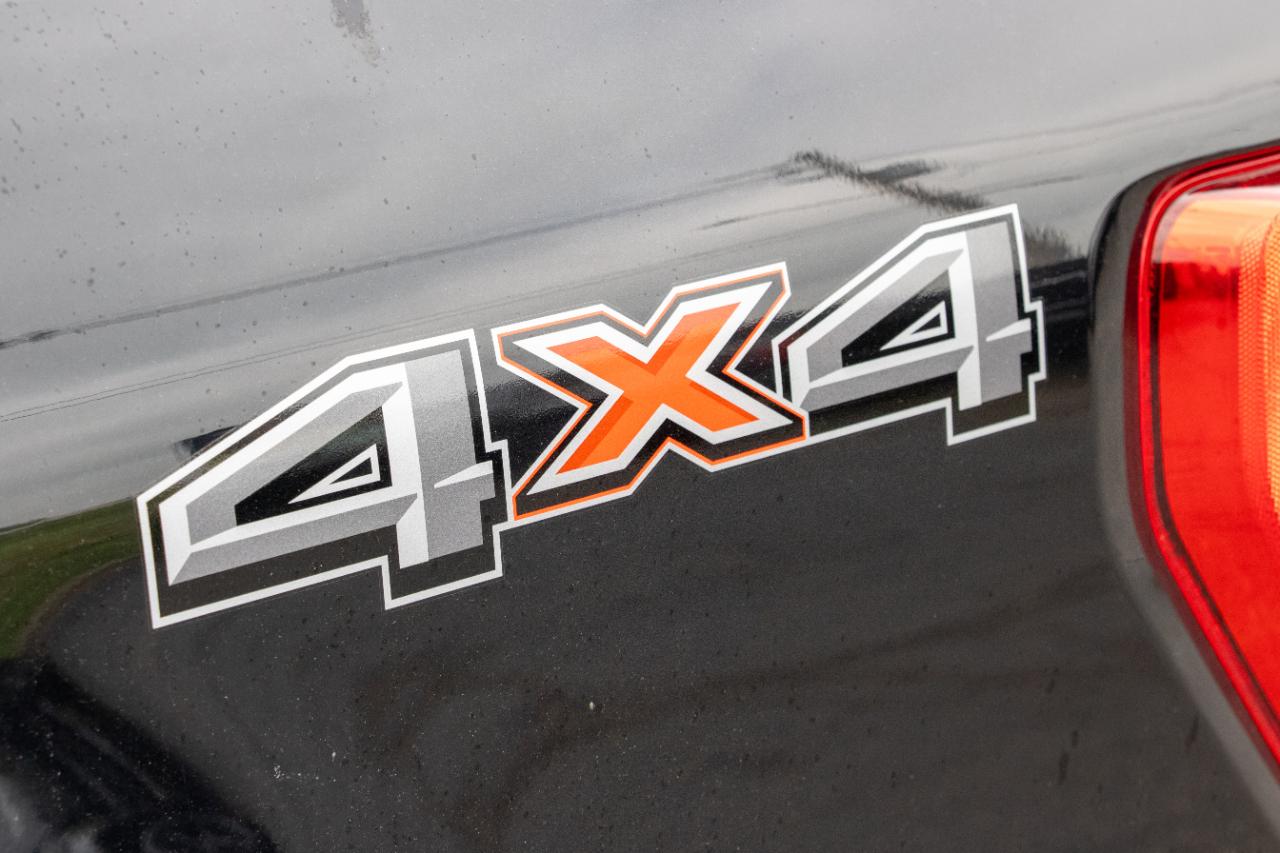 Ford F-150 4WD SuperCrew 145" XLT 2022