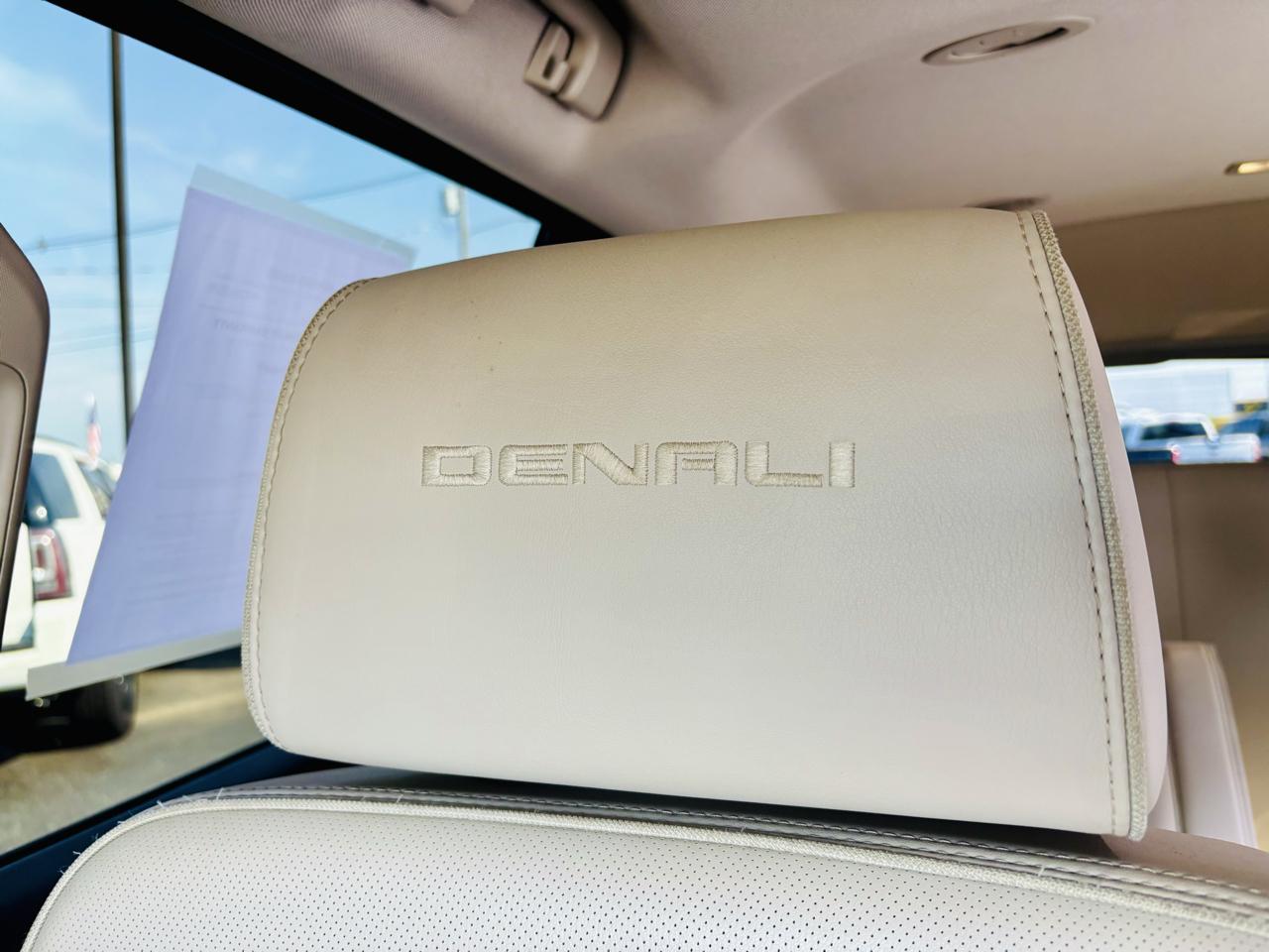 GMC Yukon 4WD 4dr Denali 2018