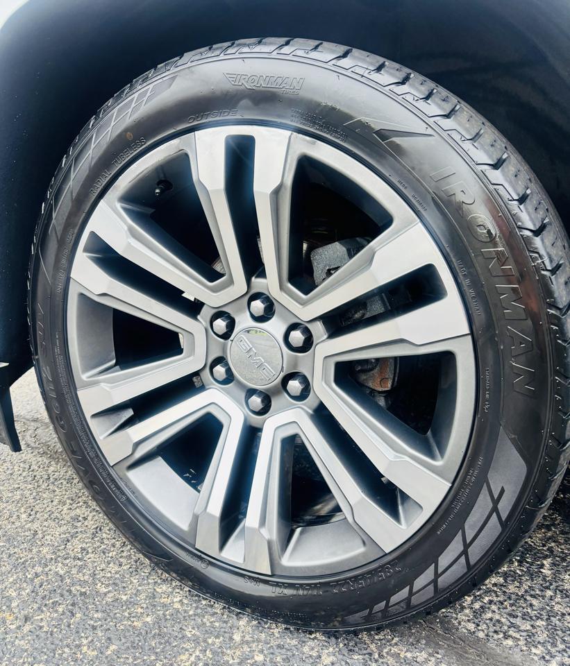 GMC Yukon 4WD 4dr Denali 2018
