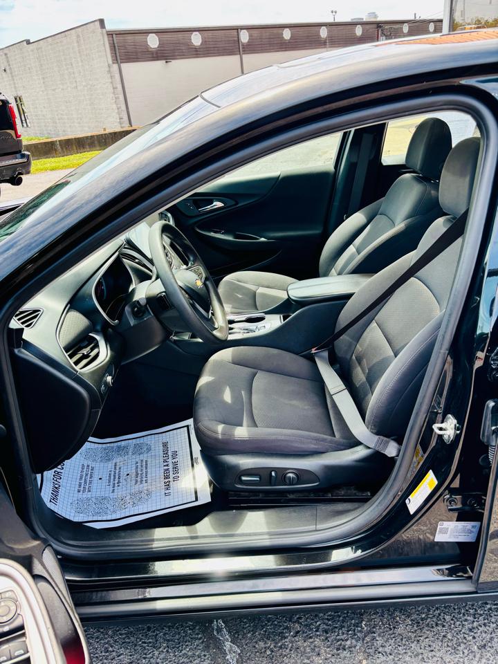 Chevrolet Malibu 4dr Sdn LT 2022
