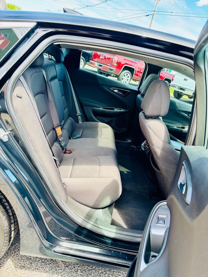 Chevrolet Malibu 4dr Sdn LT 2022