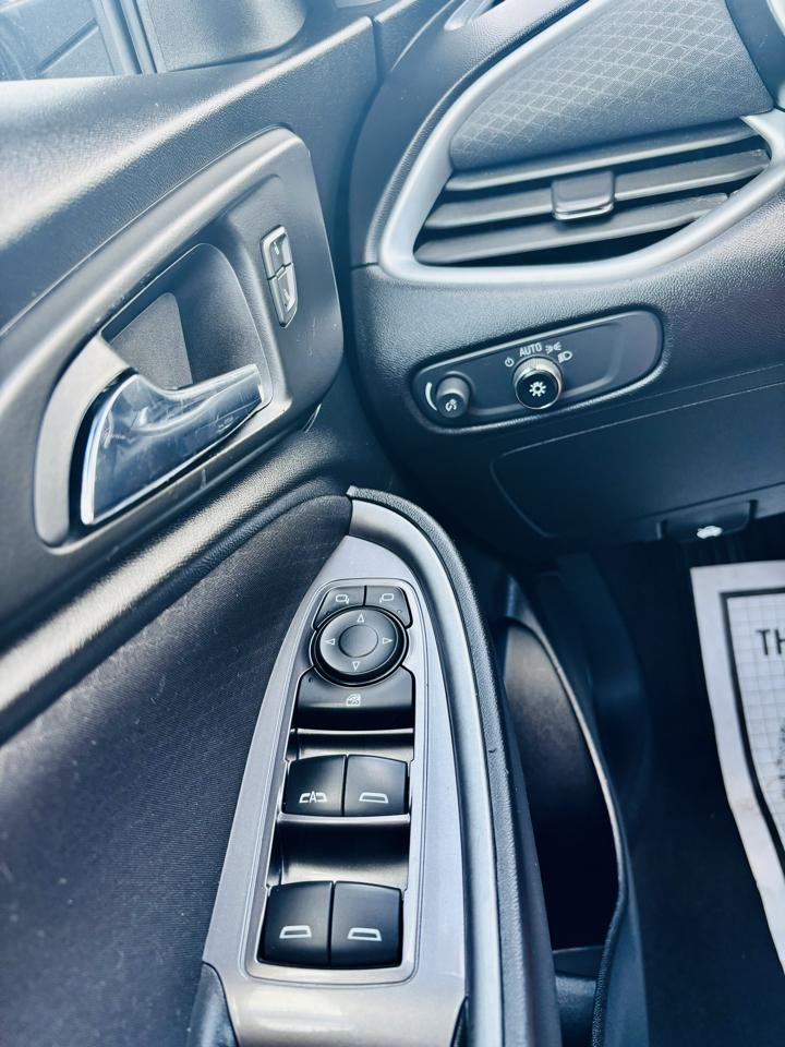 Chevrolet Malibu 4dr Sdn LT 2022
