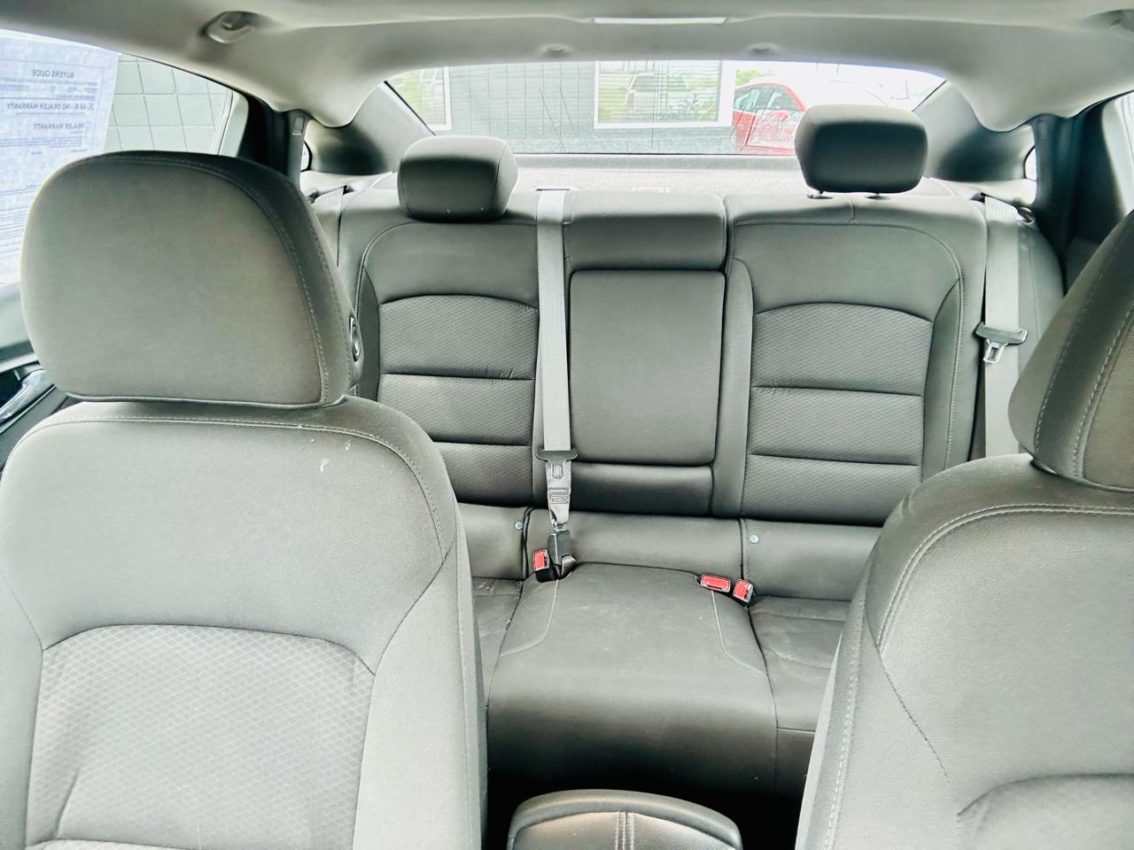 Chevrolet Malibu 4dr Sdn LT 2021