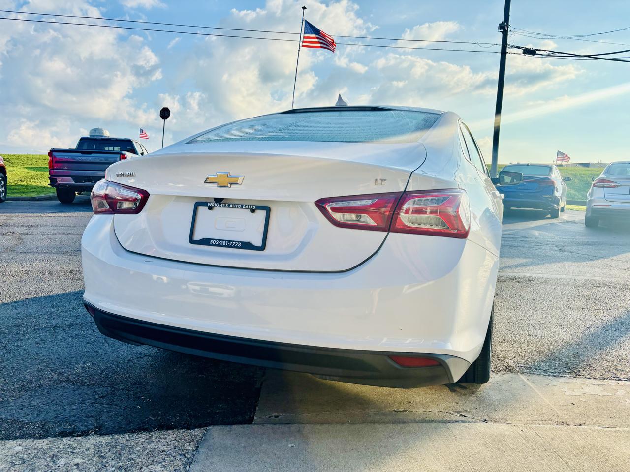 Chevrolet Malibu 4dr Sdn LT 2021