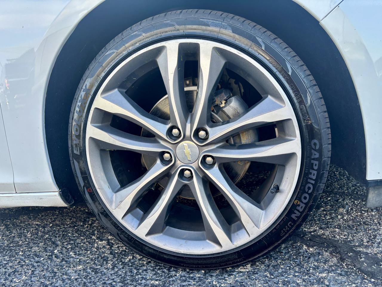 Chevrolet Malibu 4dr Sdn LT 2021