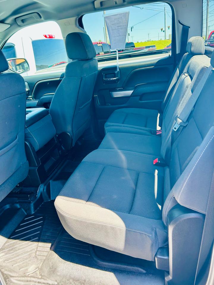 Chevrolet Silverado 1500 4WD Crew Cab 143.5" LT w/2LT 2018