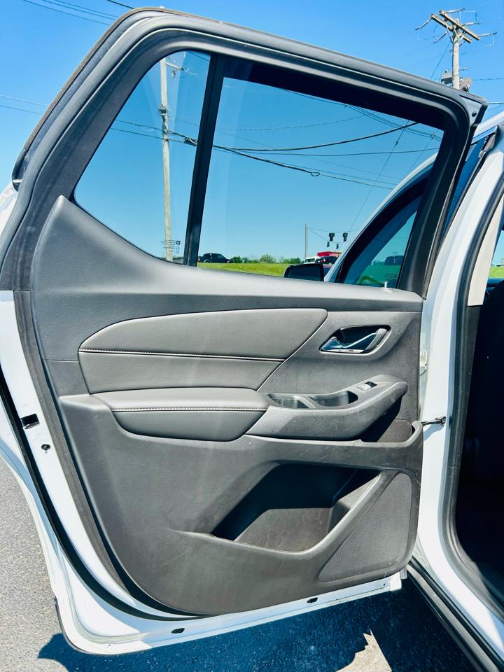 Chevrolet Traverse AWD 4dr LS w/1LS 2018
