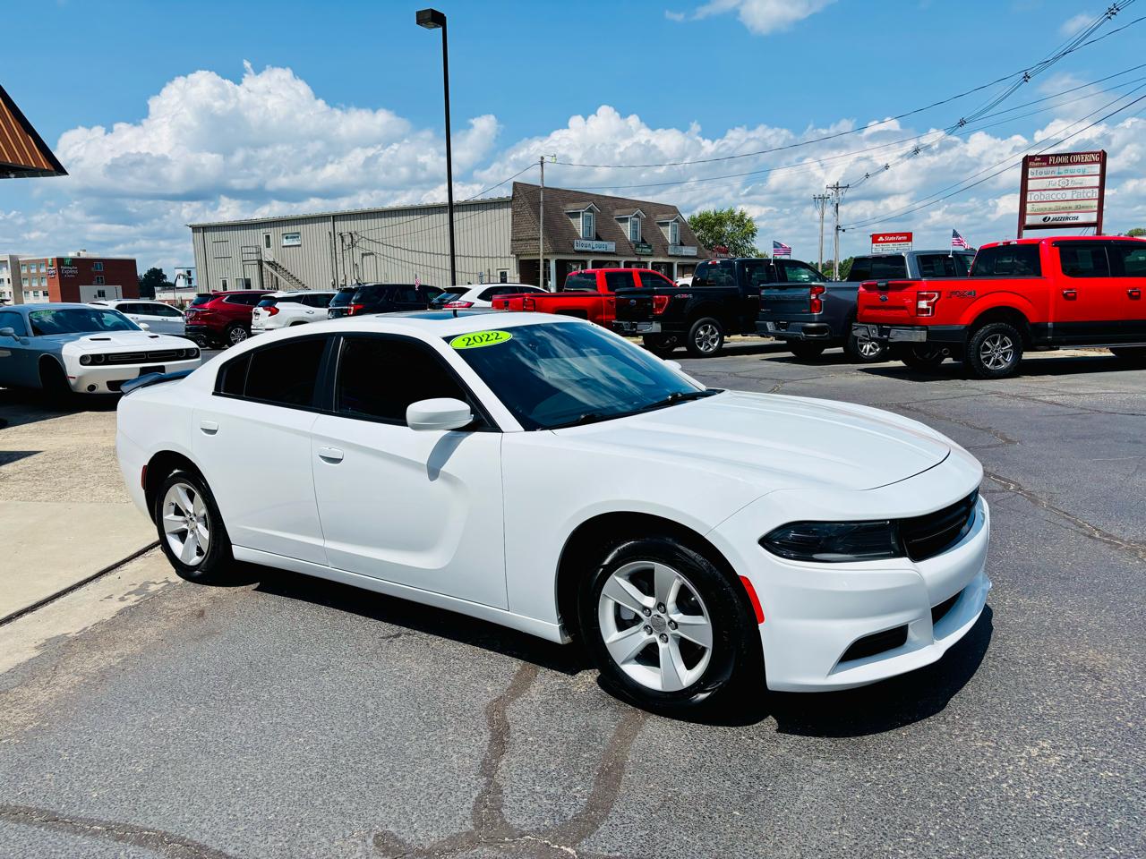 Dodge Charger SXT RWD 2022