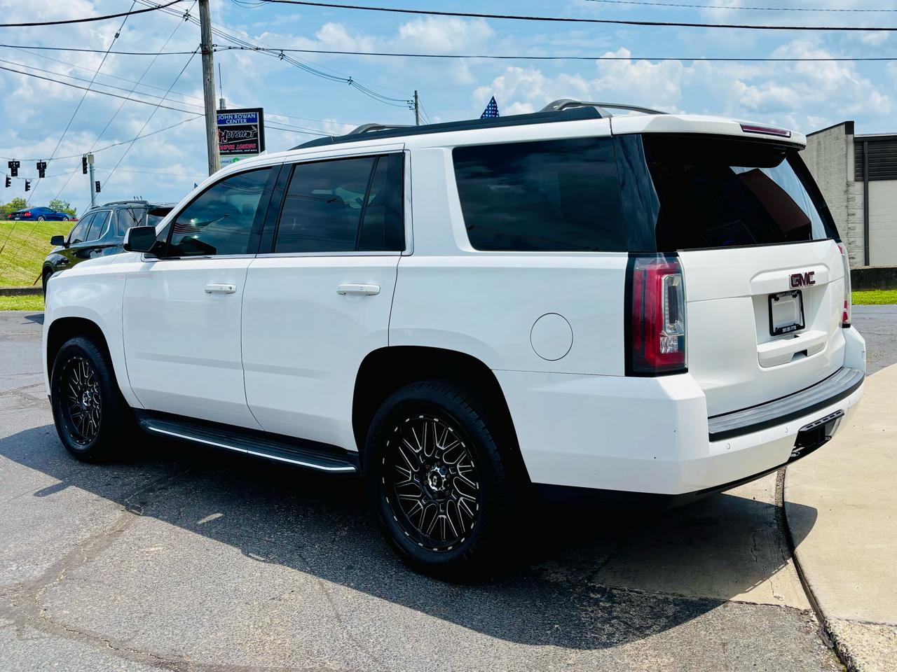 GMC Yukon 4WD 4dr SLT 2018