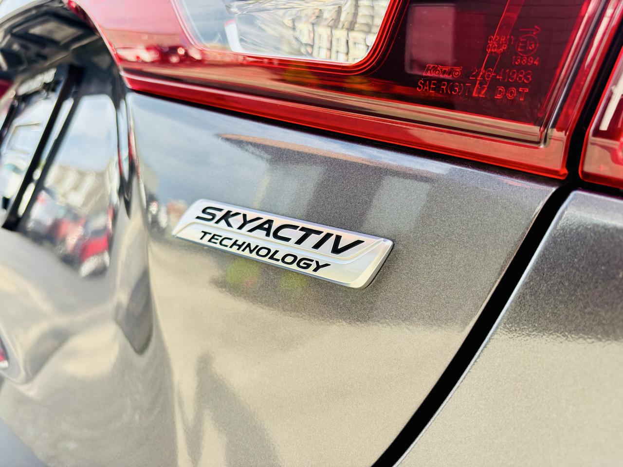 2014 Mazda MAZDA3 s Touring - Photo 7