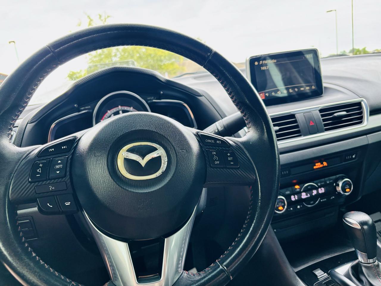 2014 Mazda MAZDA3 s Touring - Photo 14