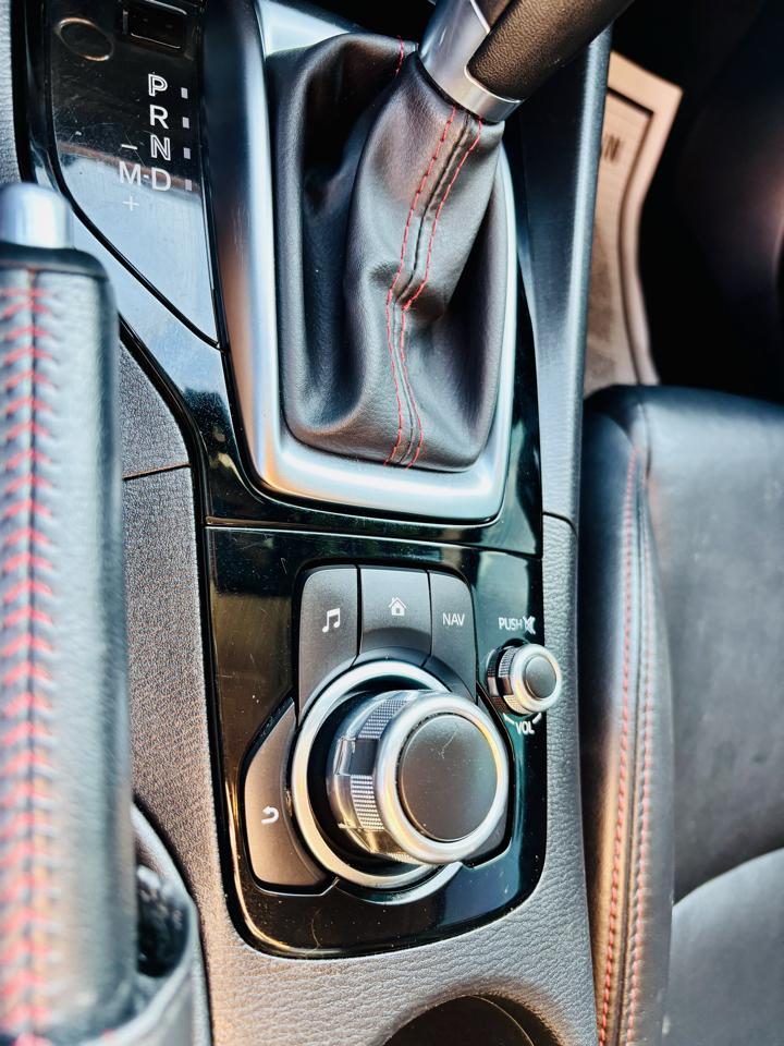2014 Mazda MAZDA3 s Touring - Photo 17