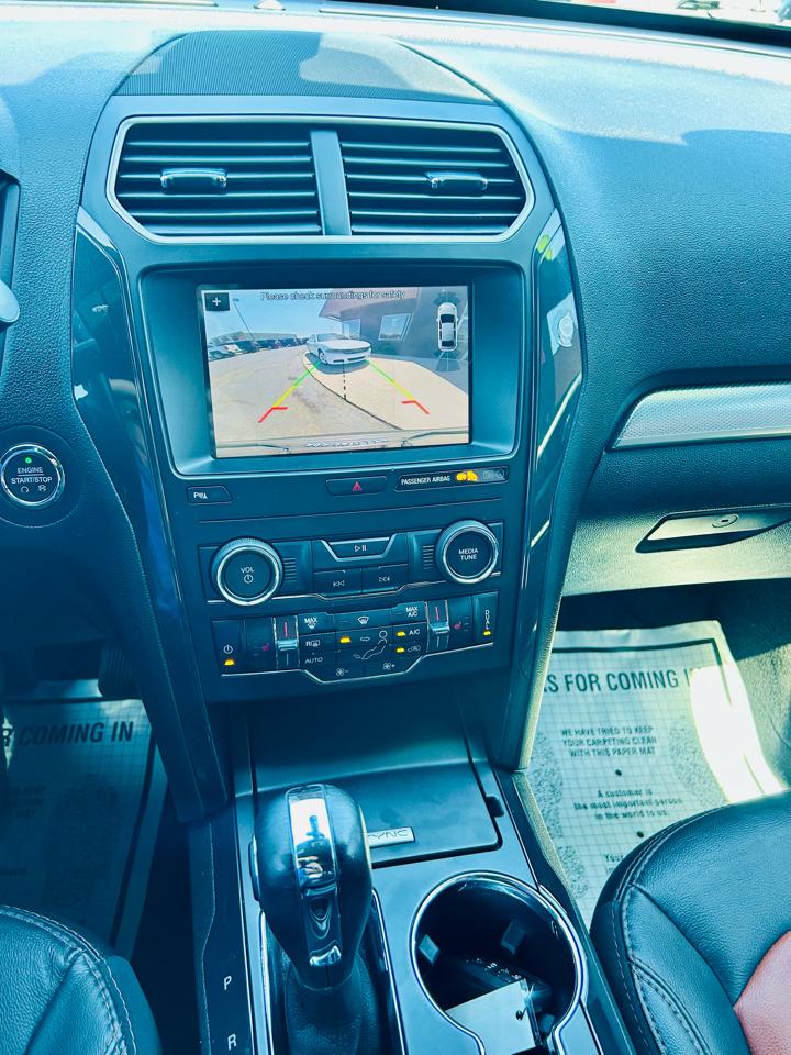 Ford Explorer XLT FWD 2019