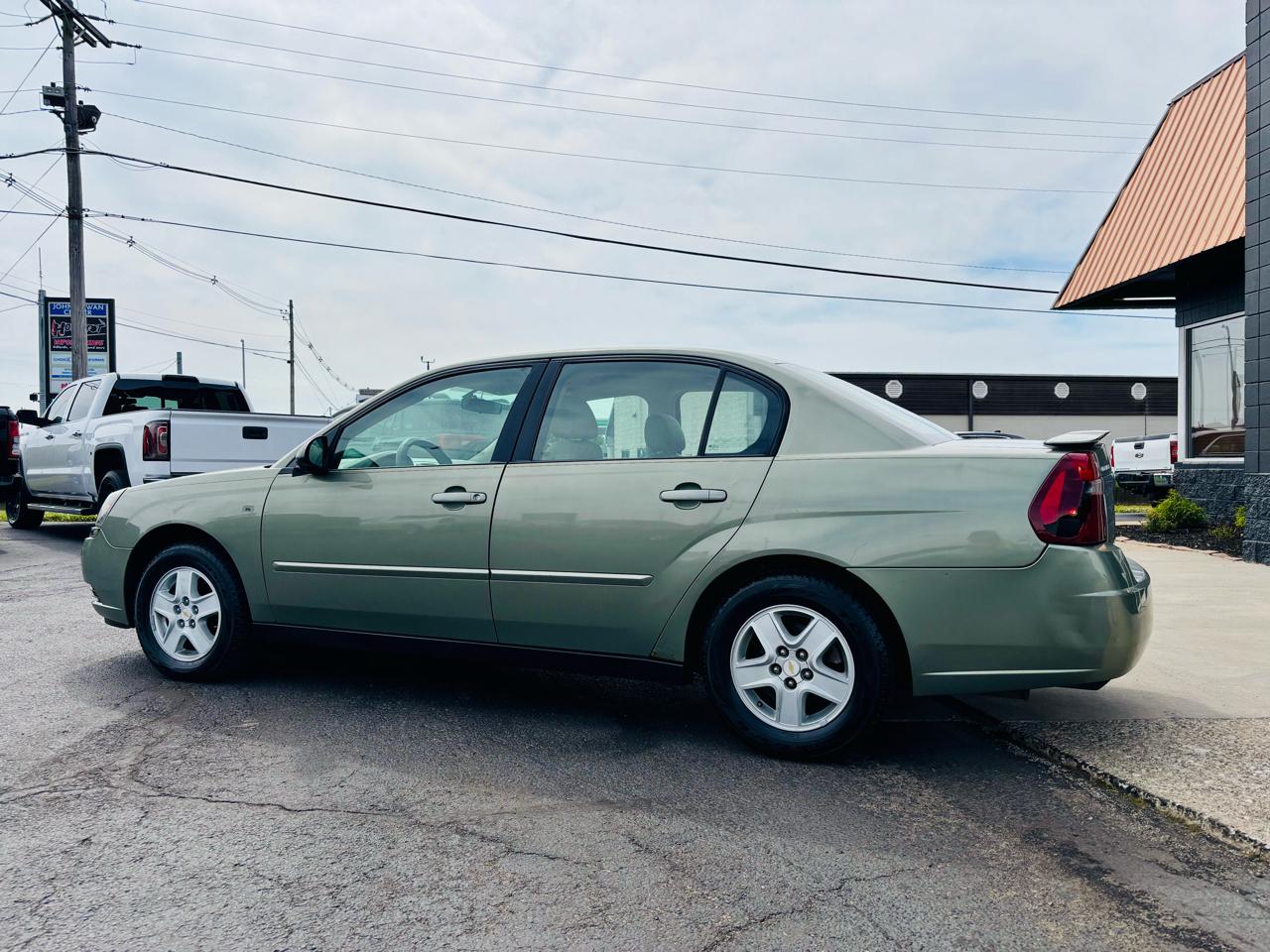 Chevrolet Malibu 4dr Sdn LS 2005