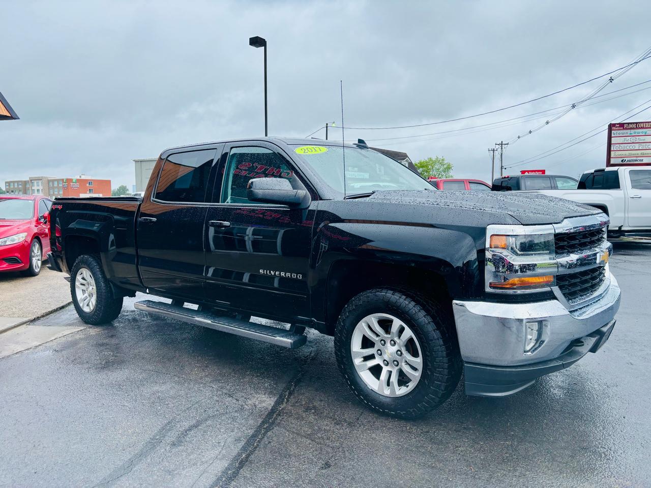 Chevrolet Silverado 1500 4WD Crew Cab 153.0" LT w/1LT 2017
