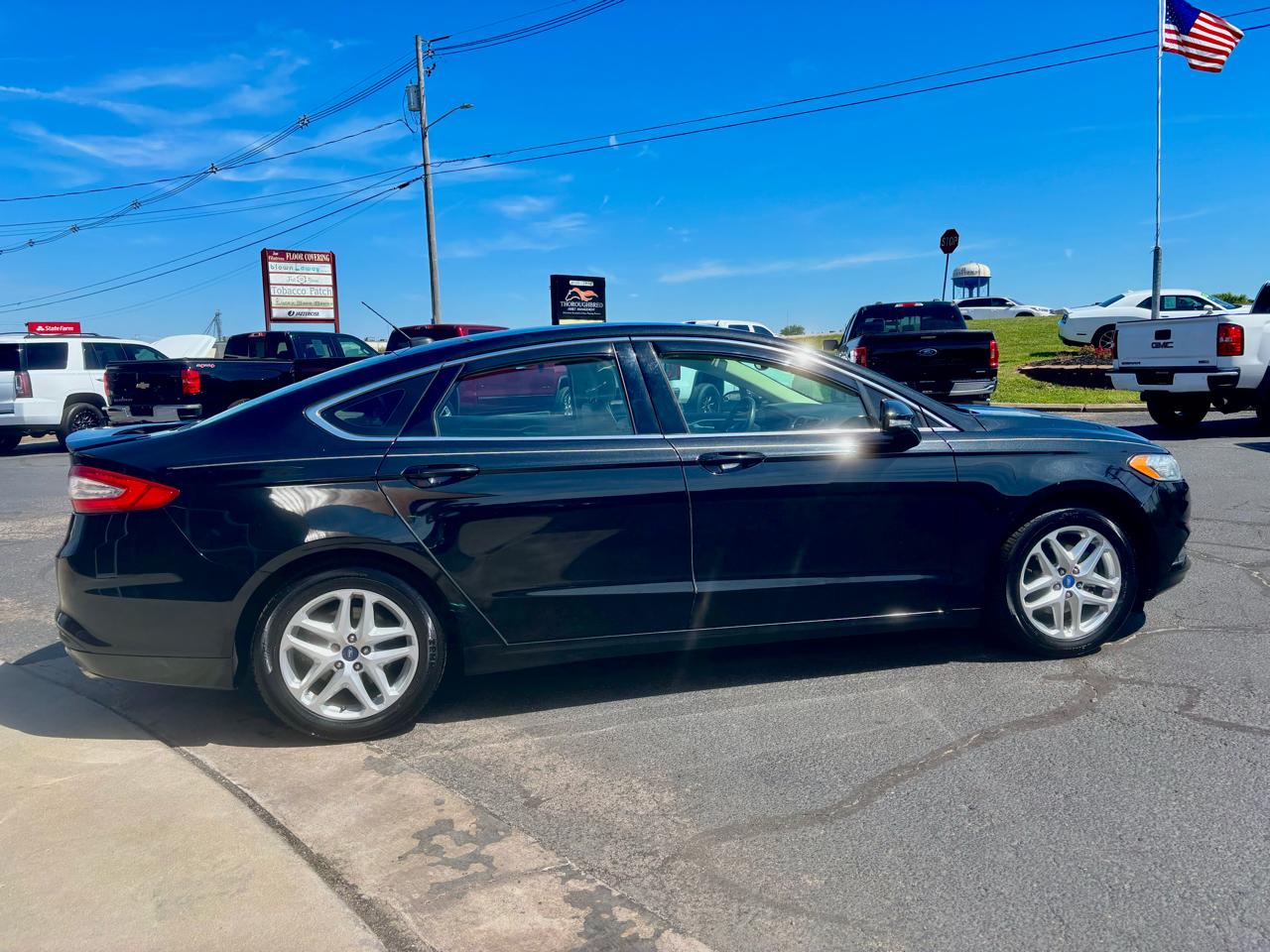 Ford Fusion 4dr Sdn SE FWD 2014