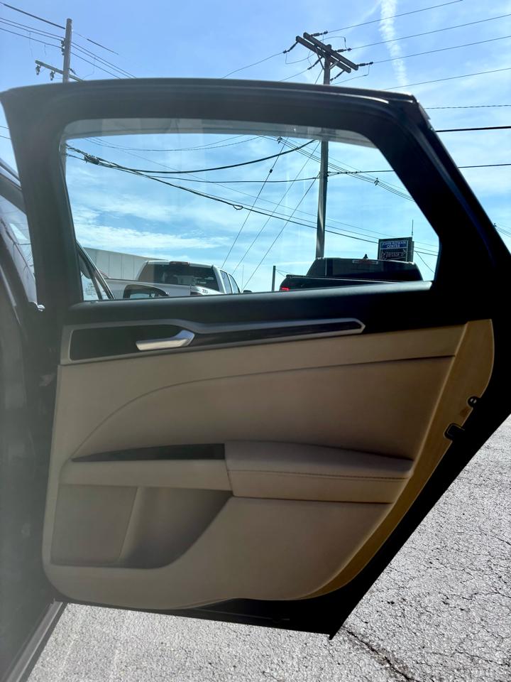 Ford Fusion 4dr Sdn SE FWD 2014