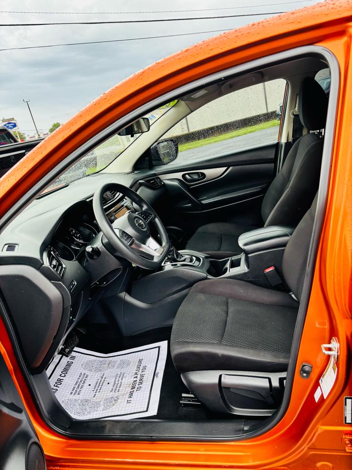 Nissan Rogue Sport FWD S 2020