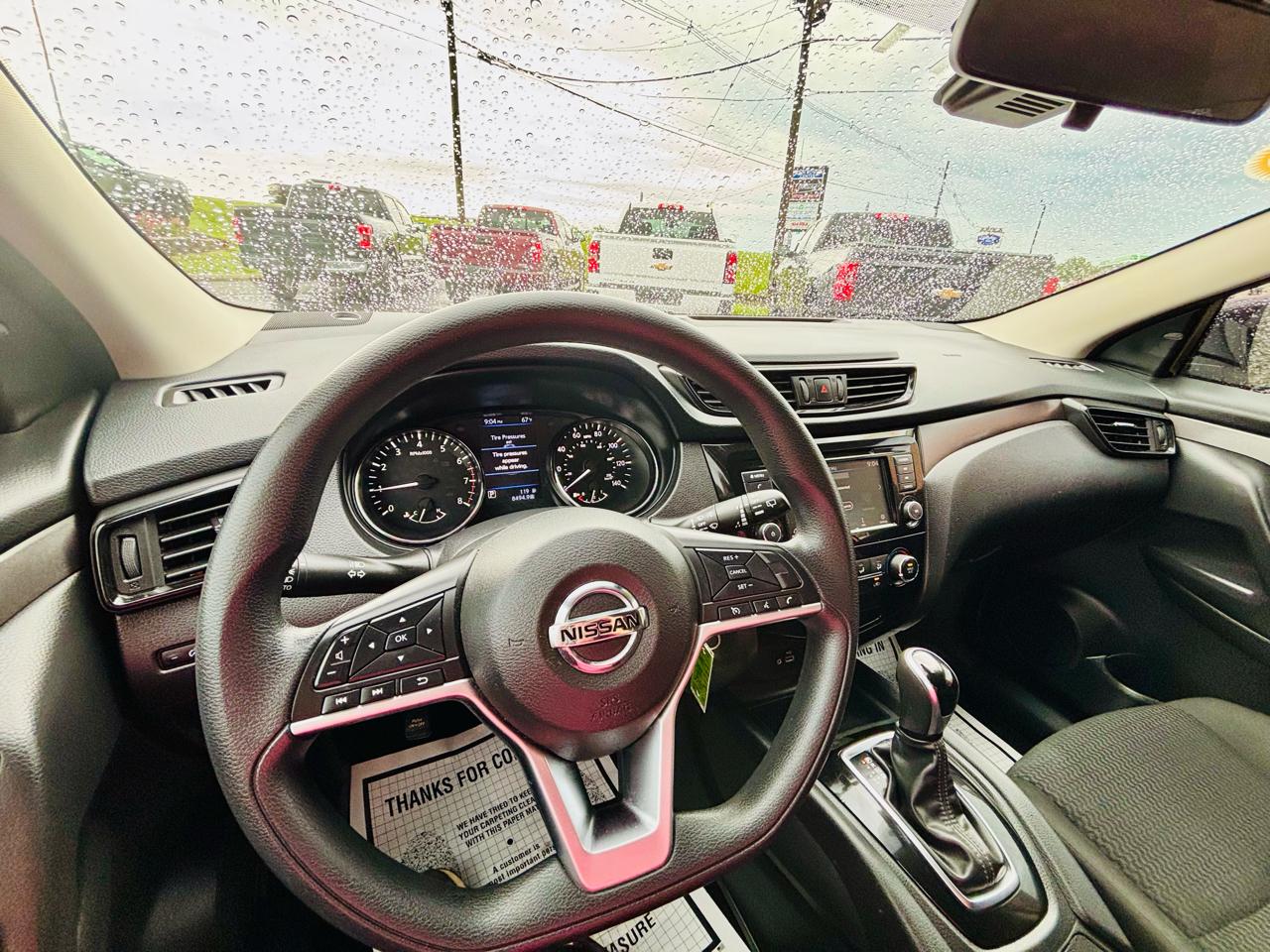 Nissan Rogue Sport FWD S 2020