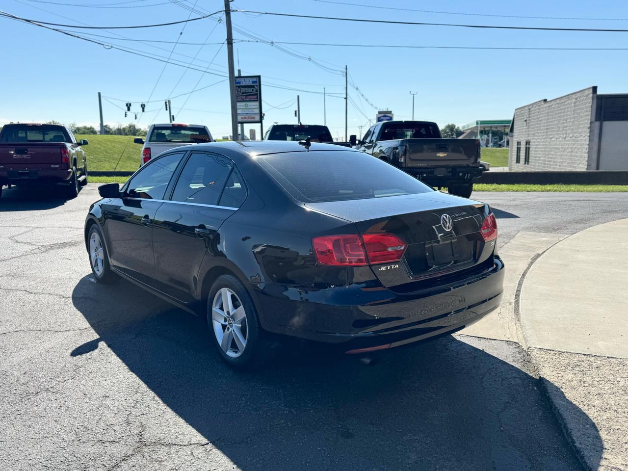 Volkswagen Jetta Sedan 4dr Auto SE 2014