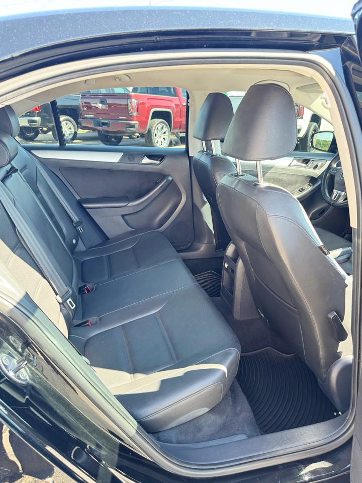 Volkswagen Jetta Sedan 4dr Auto SE 2014