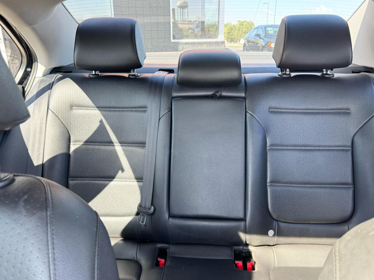 Volkswagen Jetta Sedan 4dr Auto SE 2014