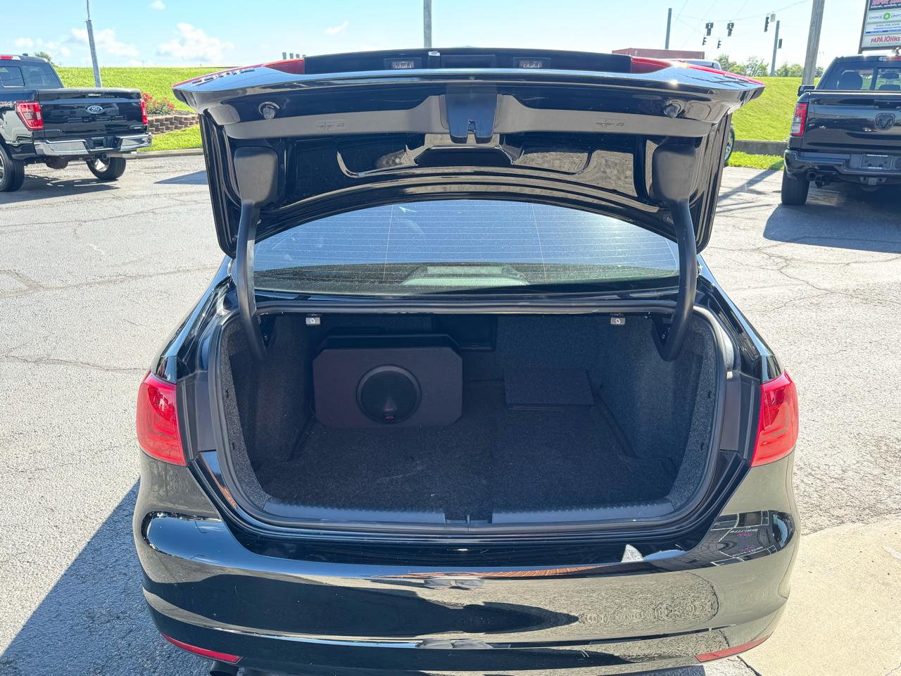 Volkswagen Jetta Sedan 4dr Auto SE 2014
